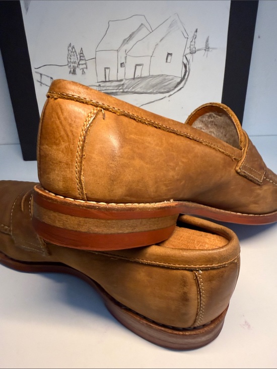Allen Edmonds Addison  Tan Nubuck Leather Loafers  with Dainite Soles Mens US 8 main image 15